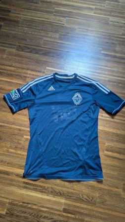Original Adidas Fussball Trikot Grösse M Sommer 22/23 MLS