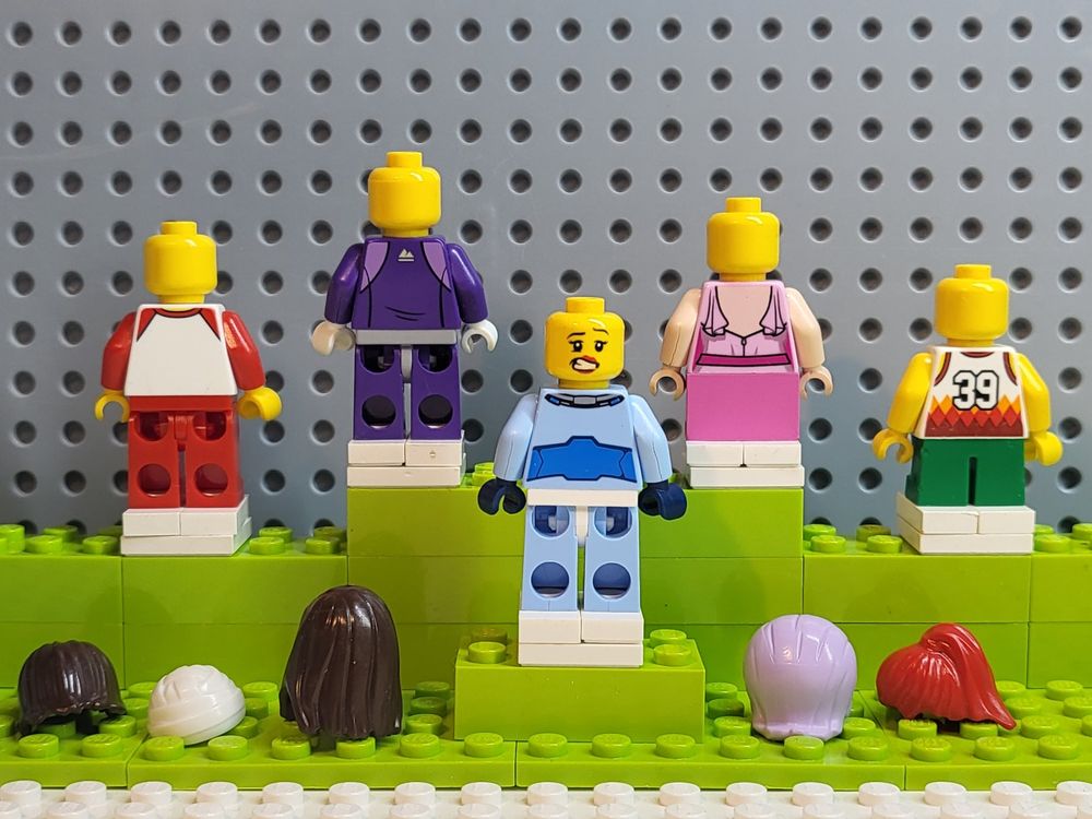 5 Lego-Minifiguren, Original oder mit viel Eigenkreation | Kaufen auf ...
