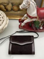 Vintage Leder-Locher Umhängetasche – Schweizer Qualität