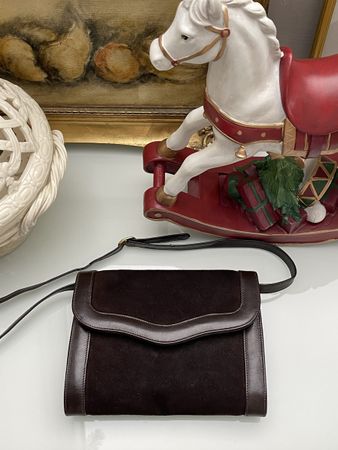 Vintage Leder-Locher Umhängetasche – Schweizer Qualität