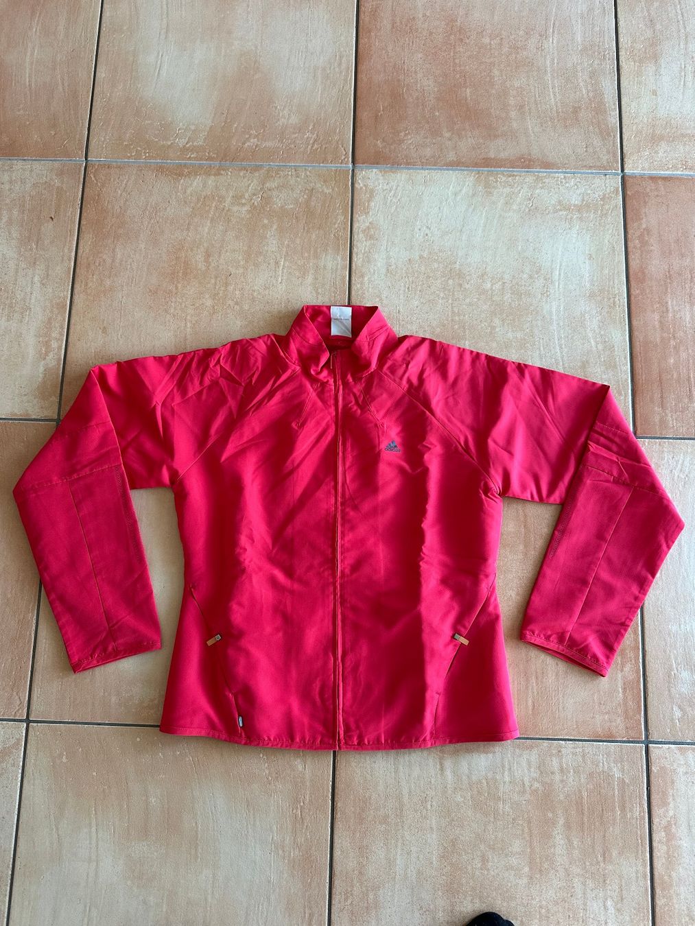Adidas Giacche: Veste de sport Adidas – Nuovo (secondo la descrizione) da La Chaux-de-Fonds venduto da brutus586