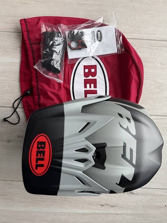 Helme: Helmet Bell MIPS – Gebraucht aus Mägenwil von vas_7pxb 1