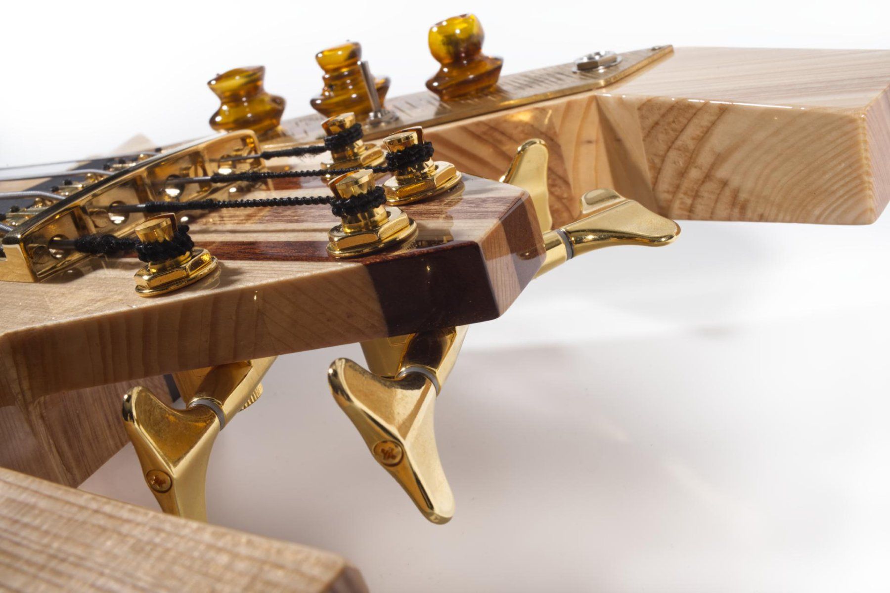 Strumenti musicali: INVERSE GUITARS Crayfish Bass – Nuovo e nell'imballaggio originale da Schaffhausen venduto da Saitensprung_SH 6
