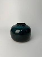 Vase en céramique à la belle glazure turquoise