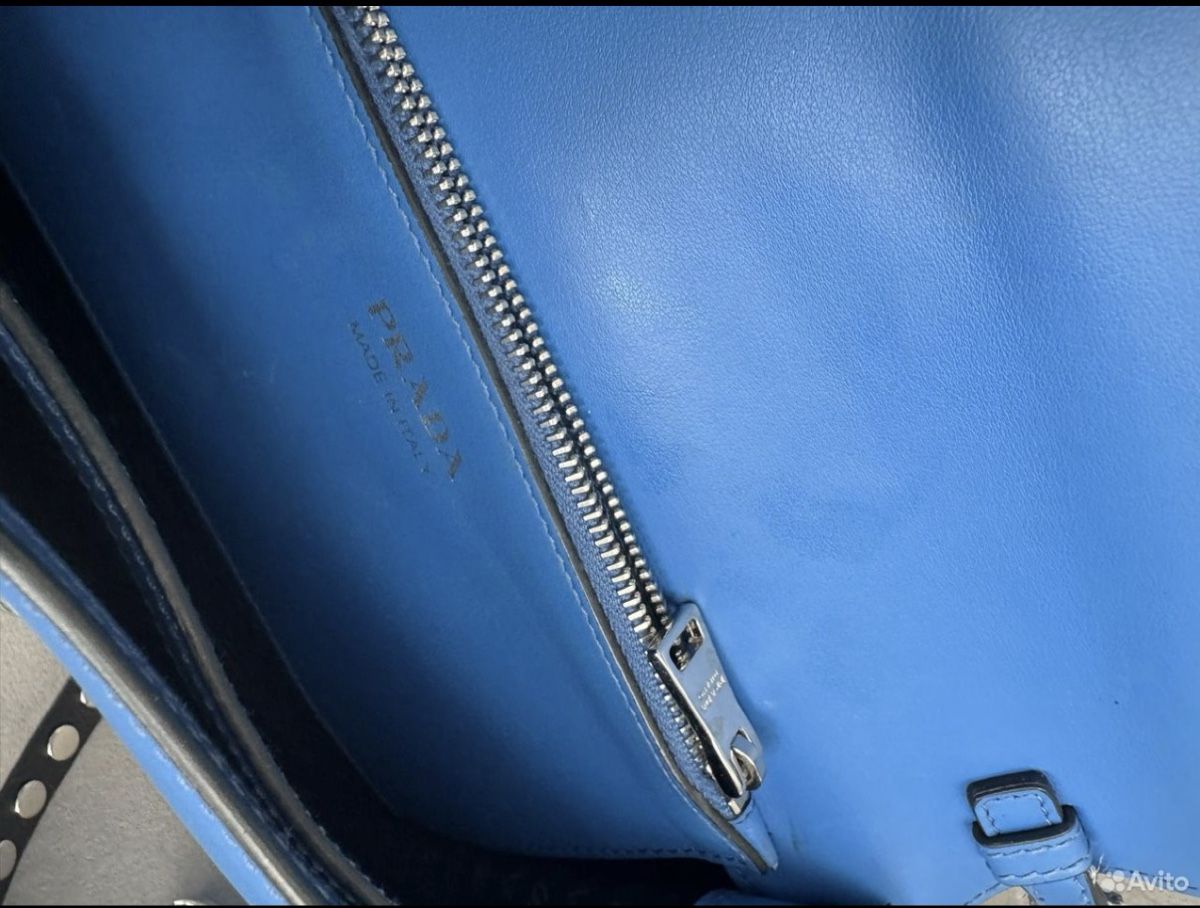 Prada Borse: Prada Electra Bag with Studs – Usato da Arni AG venduto da LunaMeadow 3