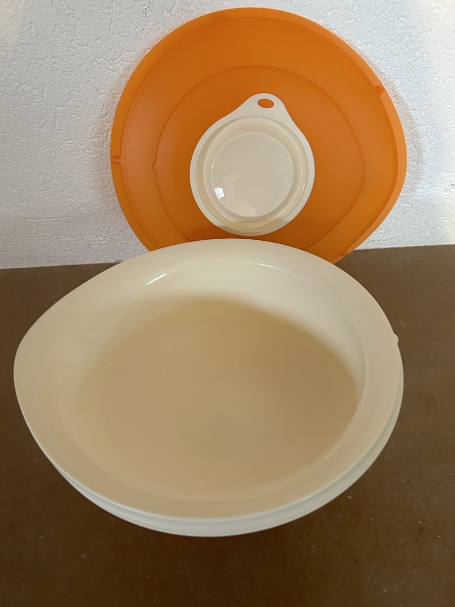 Tupperware Behälter & Ähnliches: Grand bol mélangeur Tupperware – Neu (gemäss Beschreibung) aus Montsevelier von Batson 1