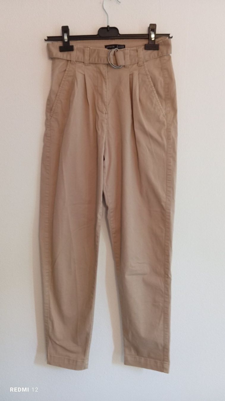 Pantaloni: Beige Hose – Usato da Brione Verzasca venduto da pulci22