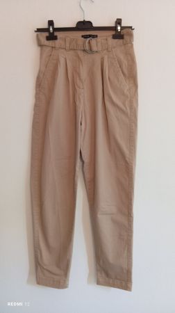 Beige Hose