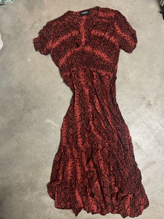 Robe Kooples taille 1 soie, parfait état 