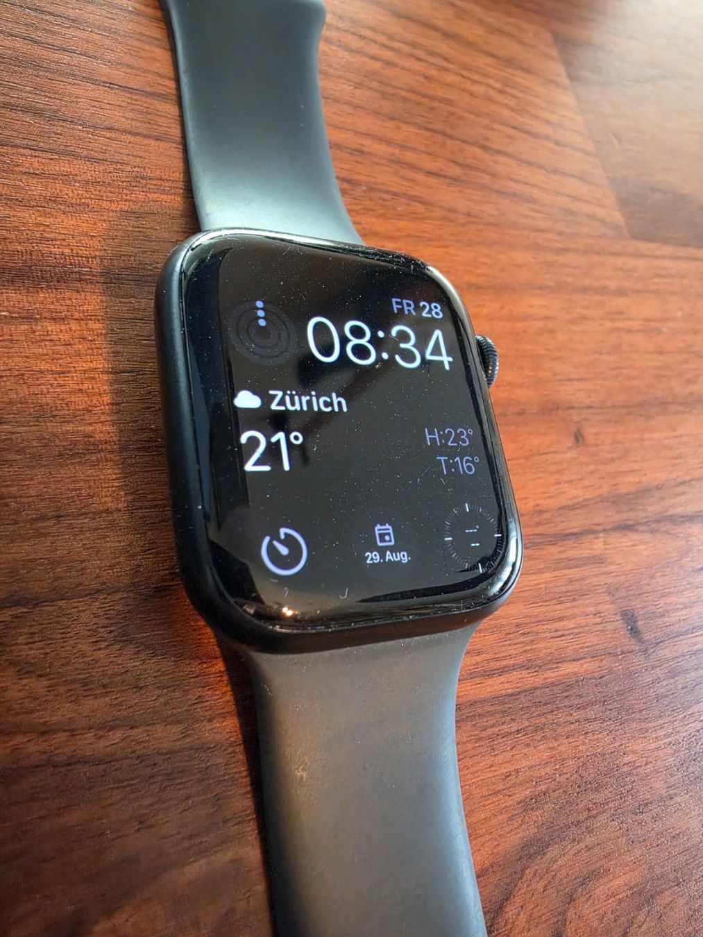 Apple Smartwatch: Apple Watch Series 9 GPS 45 mm – Gebraucht aus Zürich von dan_zz2z 6