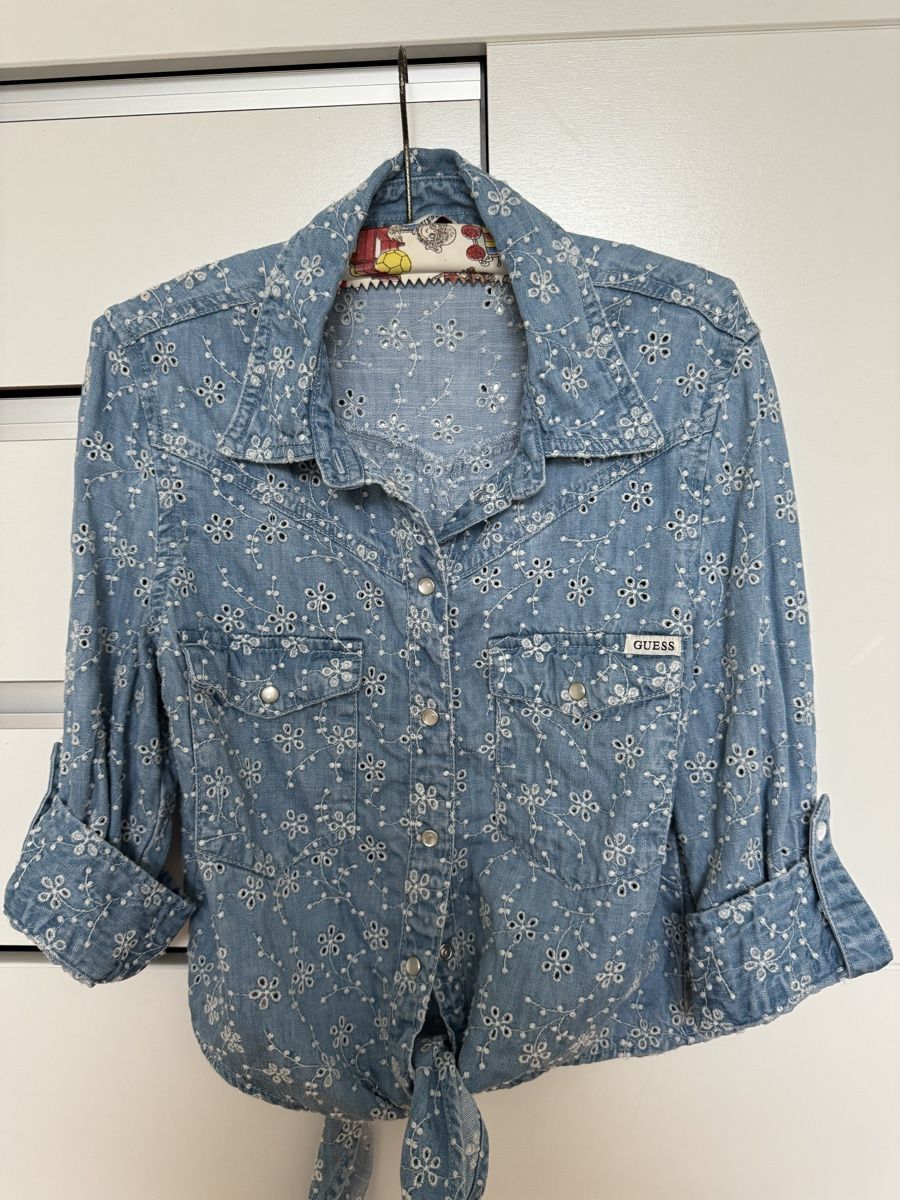 Guess Chemisiers: Bluse Guess – Neuf (Voir description) à Beringen par ste_bh8w