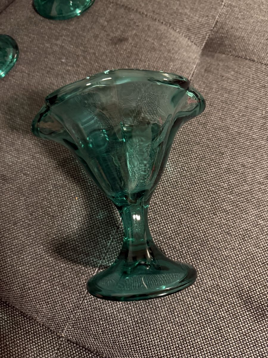 Bicchieri: 4 schöne Glaceschalen aus Glas – Usato da Buchs SG venduto da and_d8tp 6