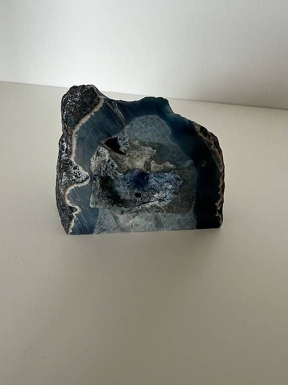Pierres précieuses: Natürlicher blauer Achat Geode – D'occasion à Geroldswil par Nadine_Bosshard 2