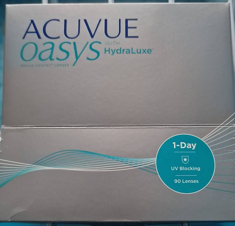 Lenti a contatto: Kontaktlinsen ACUVUE oasys – Usato da Rheineck venduto da Marina050