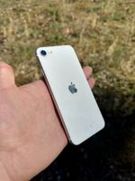 iPhone SE (2. Generation) 128 GB Weiss Guter Zustand