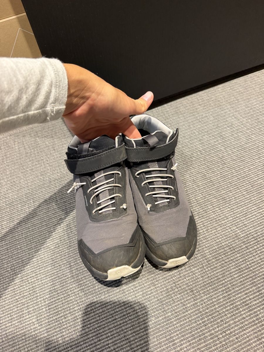 Scarpe per ragazzi: On shoes kids  – Usato da Paradiso venduto da Under_sun