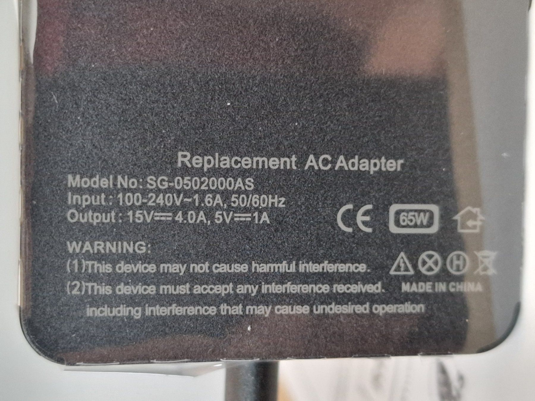 Microsoft Chargeur: Surface Ladekabel 65W Microsoft Surface Ladekabel – Neuf avec emballage d'origine à Stein am Rhein par Sab1 3
