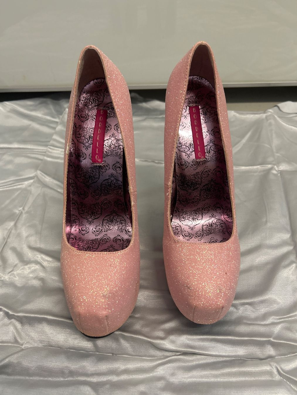 Chaussures femmes: Bordello Pumps Plateau Gr 37 Neu – Neuf avec emballage d'origine à Regensdorf par Spyke55 1