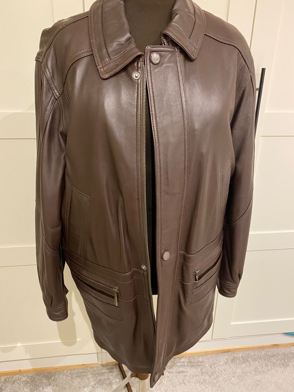 Giacche: Herren Leder Jacke neu – Nuovo (secondo la descrizione) da Liestal venduto da Goldart