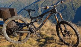 Pivot Firebird Carbon 27.5 | Fox 38 180 mm - Neuwertig