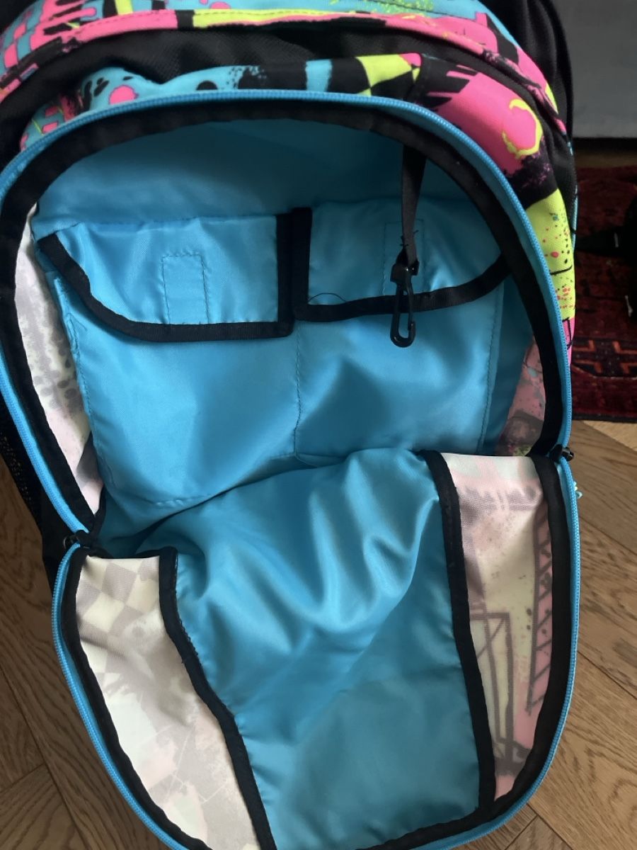 Jansport Zaini: Jan sport backpack with wheels  – Usato da Rüschlikon venduto da ant_5v7g 5