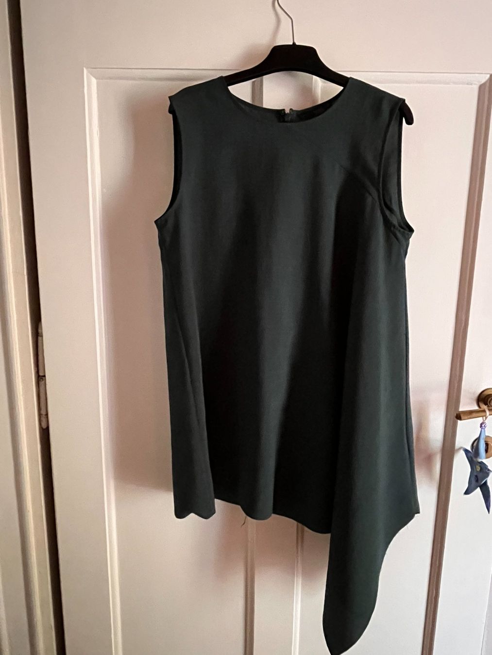 Cos Top: Très beau haut vert COS - Taille 36 – Usato da Pully venduto da Artemisya 6