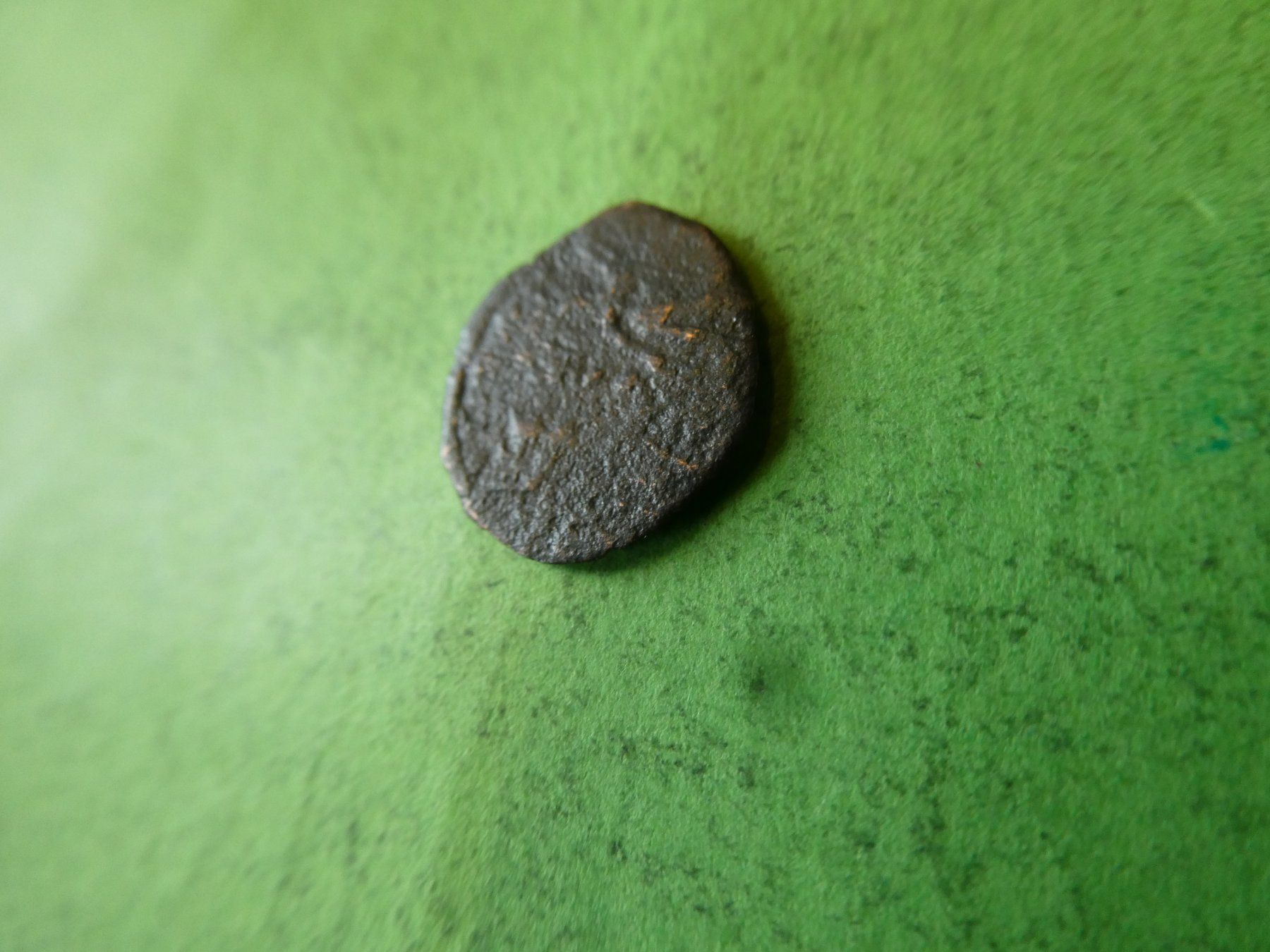 Tutti le monete: uralte   Bronzemünze    13 mm  0.50 g – Usato da Hinterforst venduto da Rohusri 1