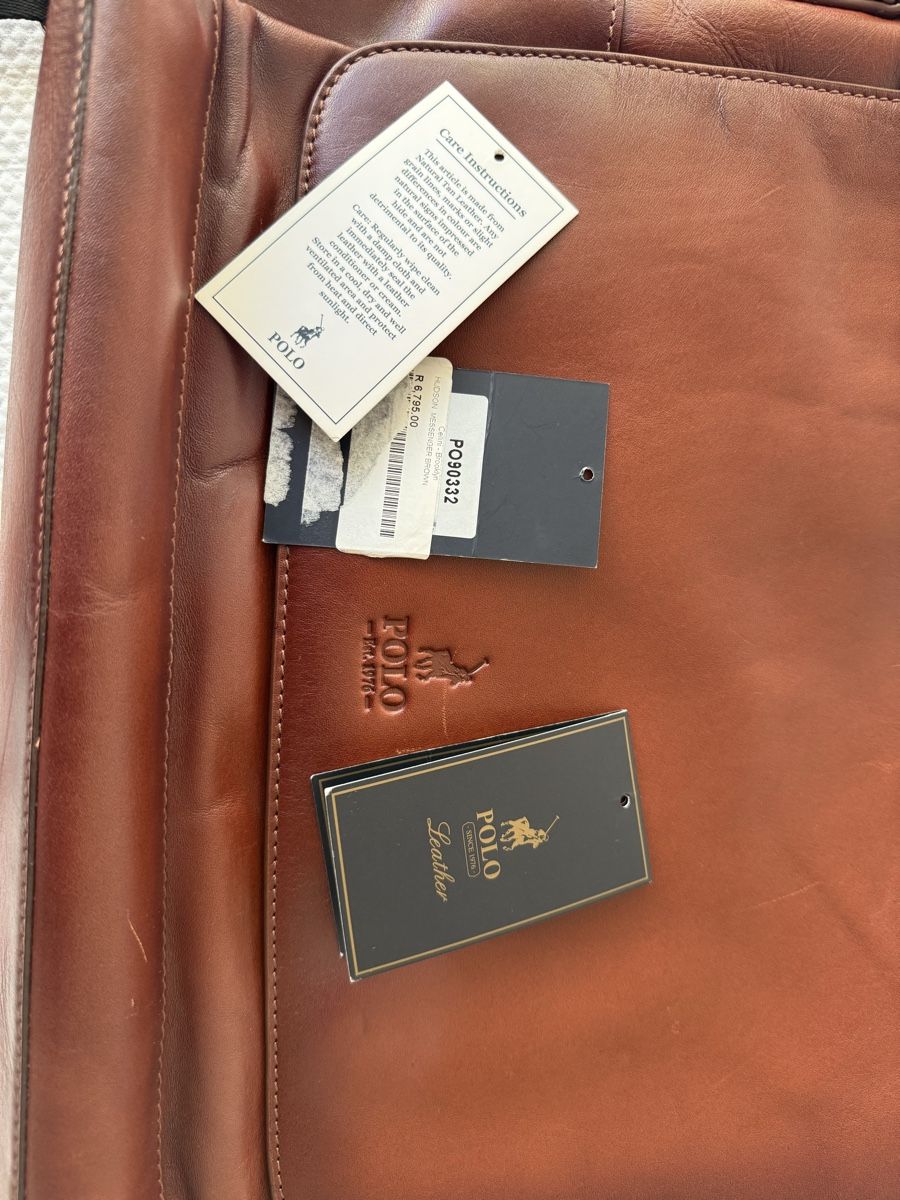 Celine Valigie & Borse: Polo messenger bag – Nuovo (secondo la descrizione) da Bellevue venduto da Papilly 5
