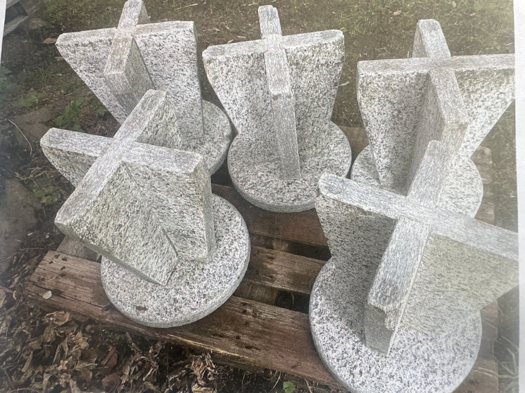 Pierres & tuiles: Granit Gartentischgarnitur – D'occasion à Sils im Domleschg par ham1944 1