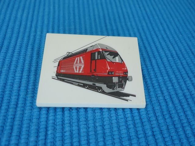 SBB/CFF/FFS Placchette & Badge: SBB Anstecker LOK 2000 Re 460 aus Kunstoff – Usato da Ergisch venduto da Haemmerli59