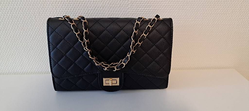 Borse da donna: Exklusive Damen-Handtasche – Usato da Effretikon venduto da walterjvogler