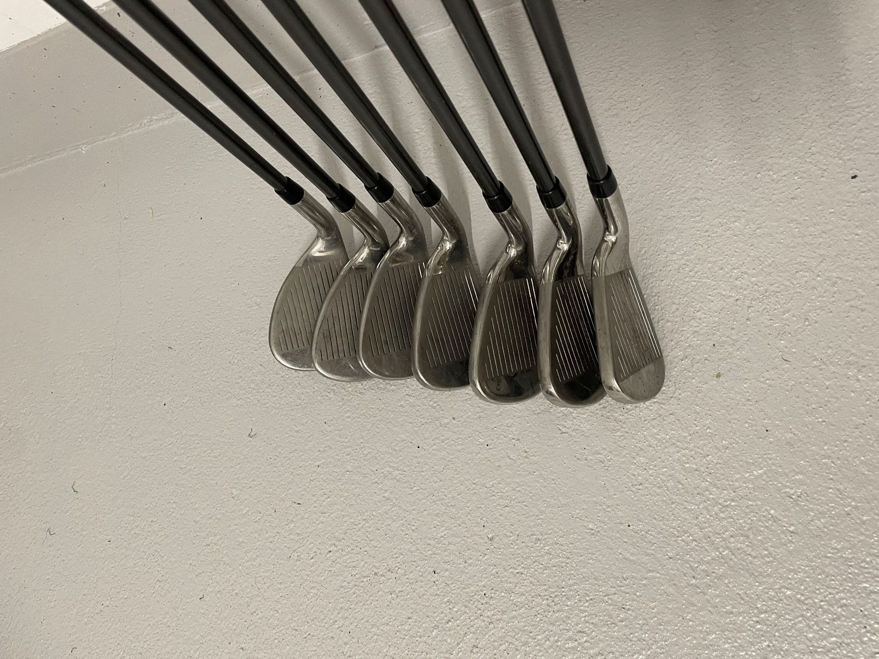 Callaway Clubs & Sets: Callaway Rogue Eisenset Grafit RH – D'occasion à Zuzwil SG par Skotm 1