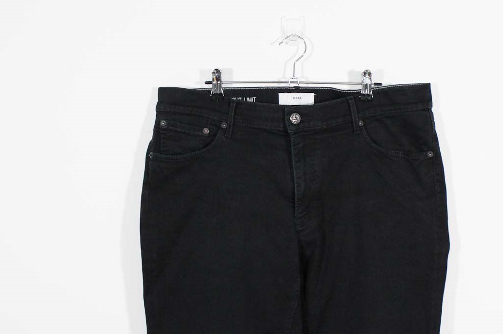 Brax Jeans: BRAX Jeans CHUCK W38/L32 – Usato da Belp venduto da caramel-secondhand 1