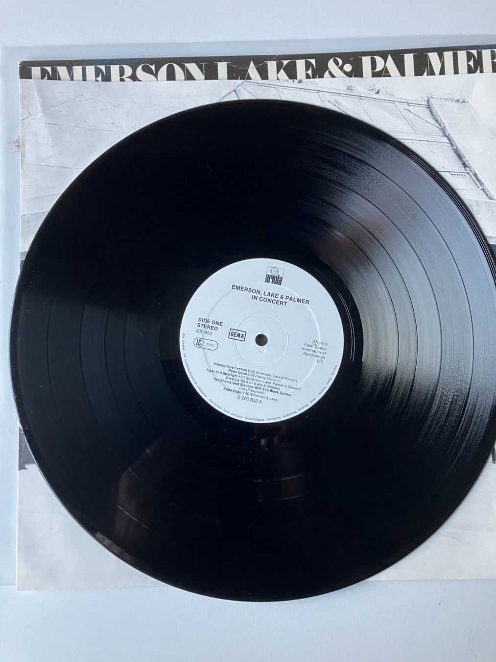 Dischi in vinile: Emerson, Lake & Palmer – Usato da Aarwangen venduto da Jukebox3 7