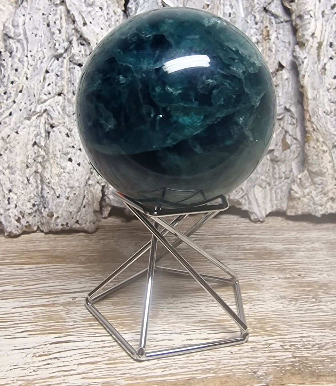 Minerali & Pietre curative: Fluorit Kugel 59mm 345g – Usato da Matzingen venduto da Shay_Crystalz 1