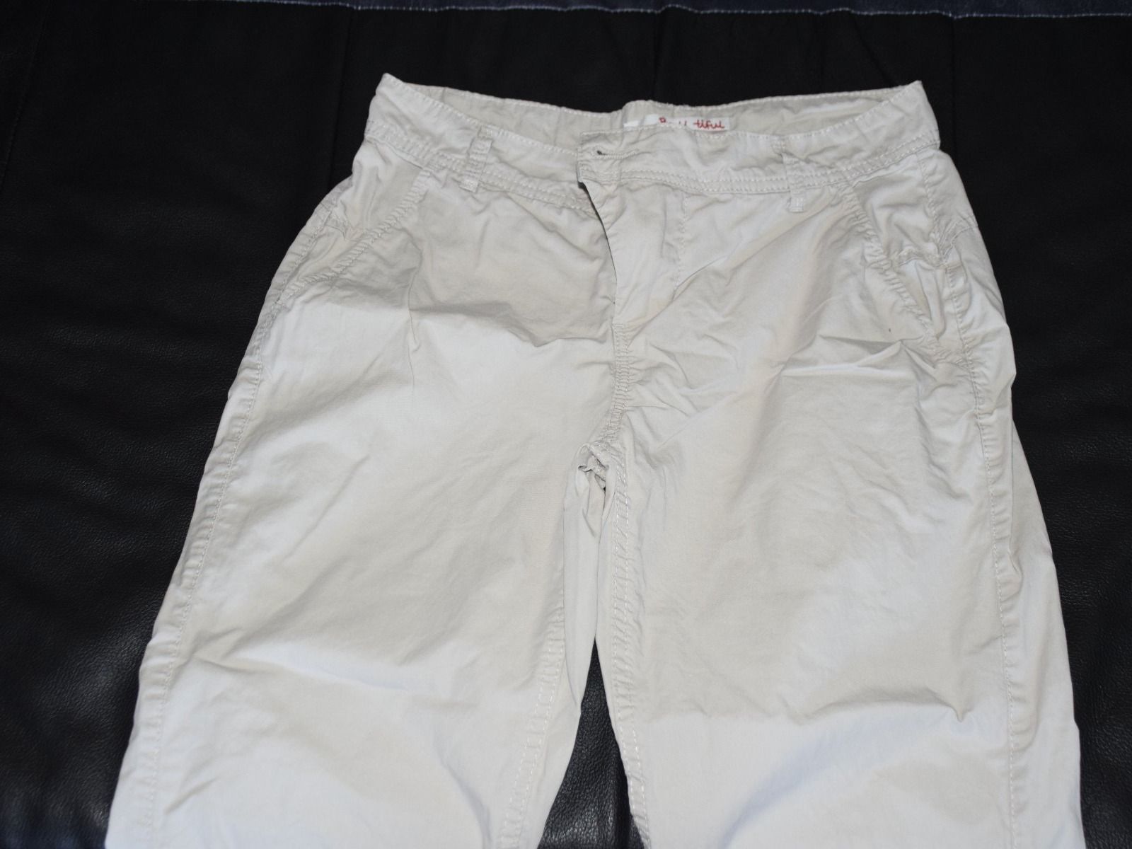 Pantaloni: BE U TIFUL Bermuda Hose Damen Gr 36 – Usato da Wetzikon ZH venduto da Wetzicardo25 1