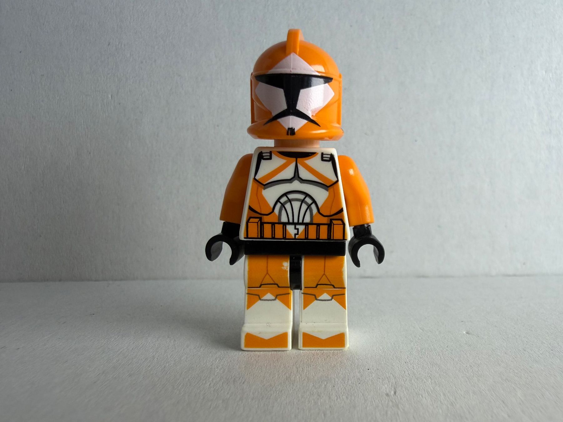 Lego Statuette: Clone Bomb Squad Trooper (Phase 1) – Usato da Neftenbach venduto da Elitebricks