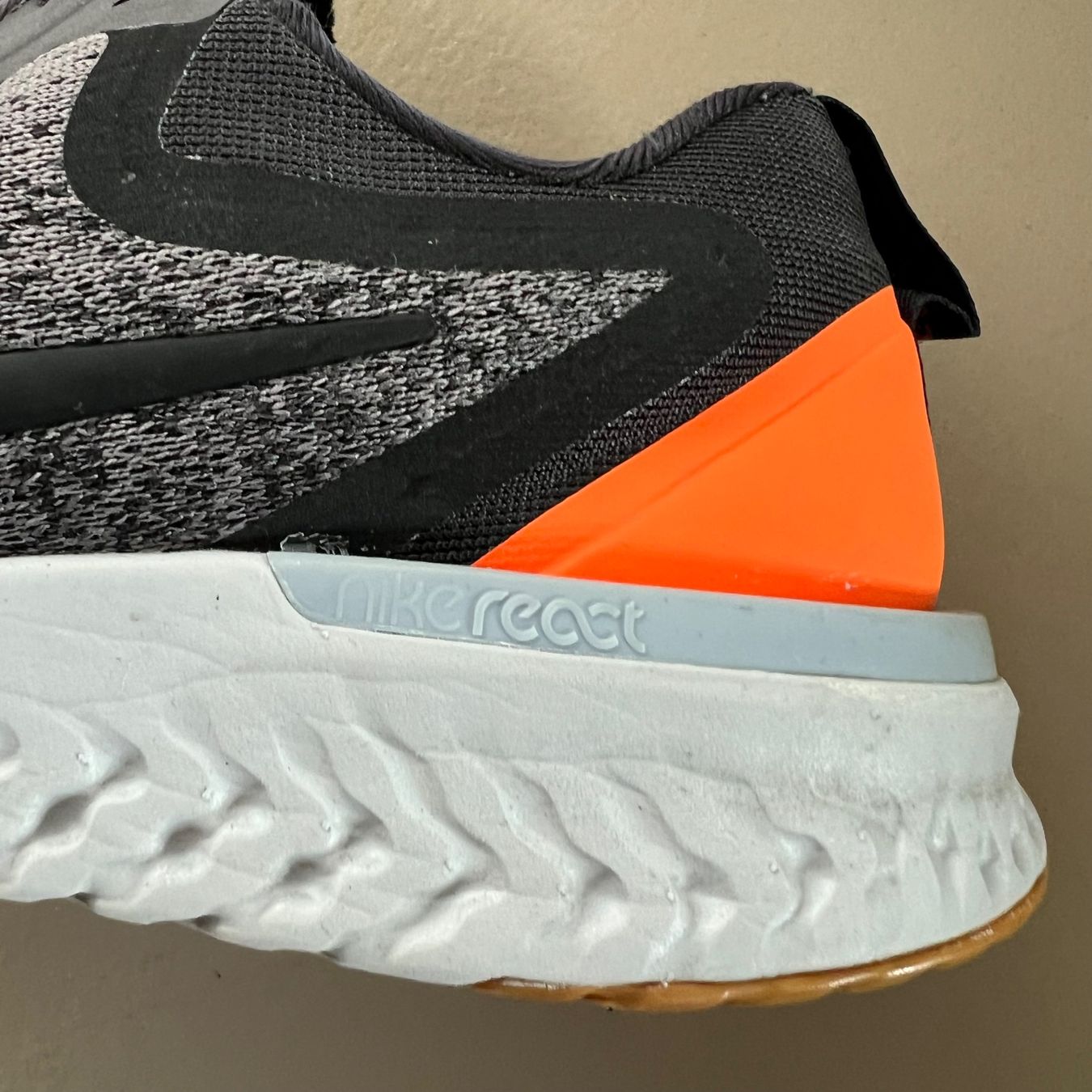 Nike Scarpe da donna: NIKE Odyssey React Sneakers 🩶 – Usato da Zürich venduto da ClosetQueen 7
