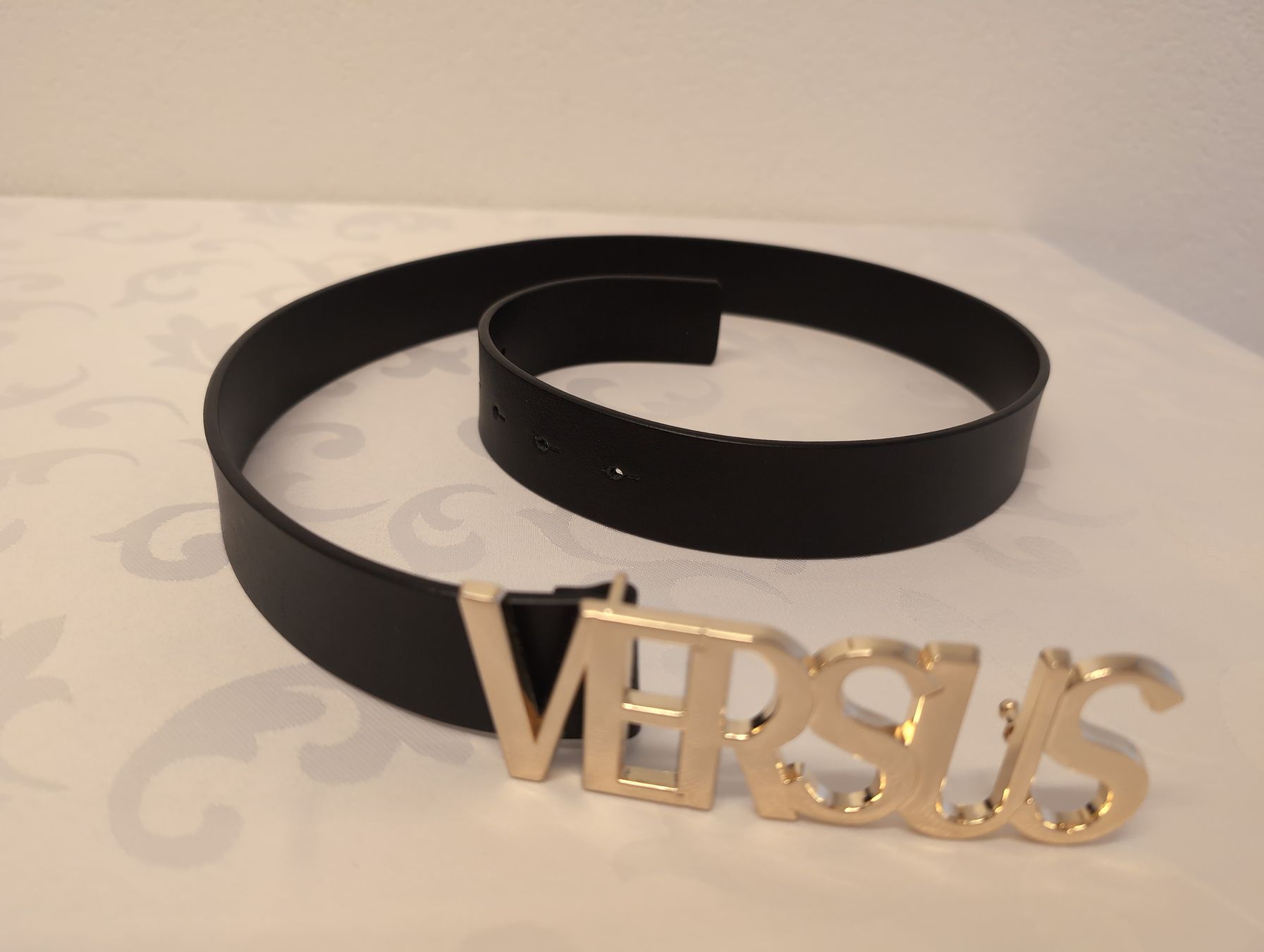Versace Cinture: Versace Gürtel, Leder, schwarz, 90 – Nuovo (secondo la descrizione) da Zürich venduto da rom_zh 1
