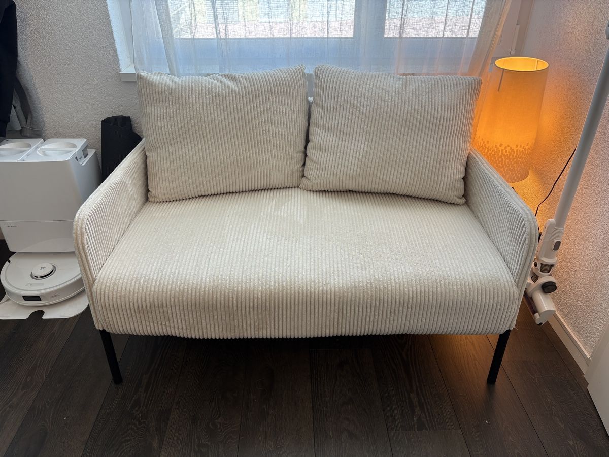 Mömax Divani: 2-Sitzer Sofa Miami Beige/schwarz Webstoff Breite 120cm – Usato da Dübendorf venduto da Mausis