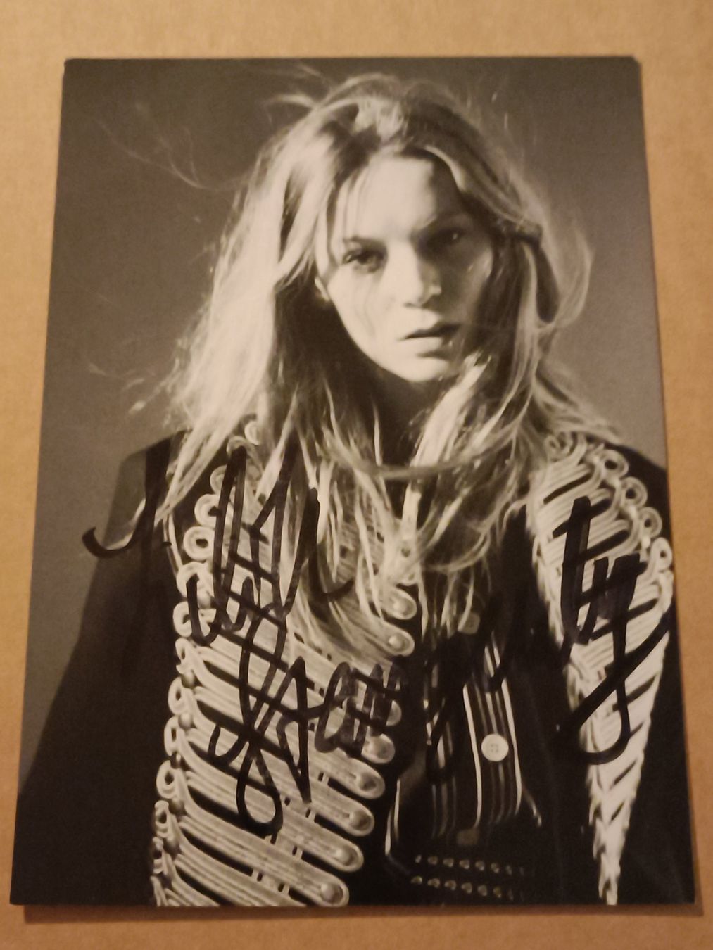Autografi: Lilith Stangenberg - handsignierte Autogrammkarte – Usato da Menziken venduto da Artographs