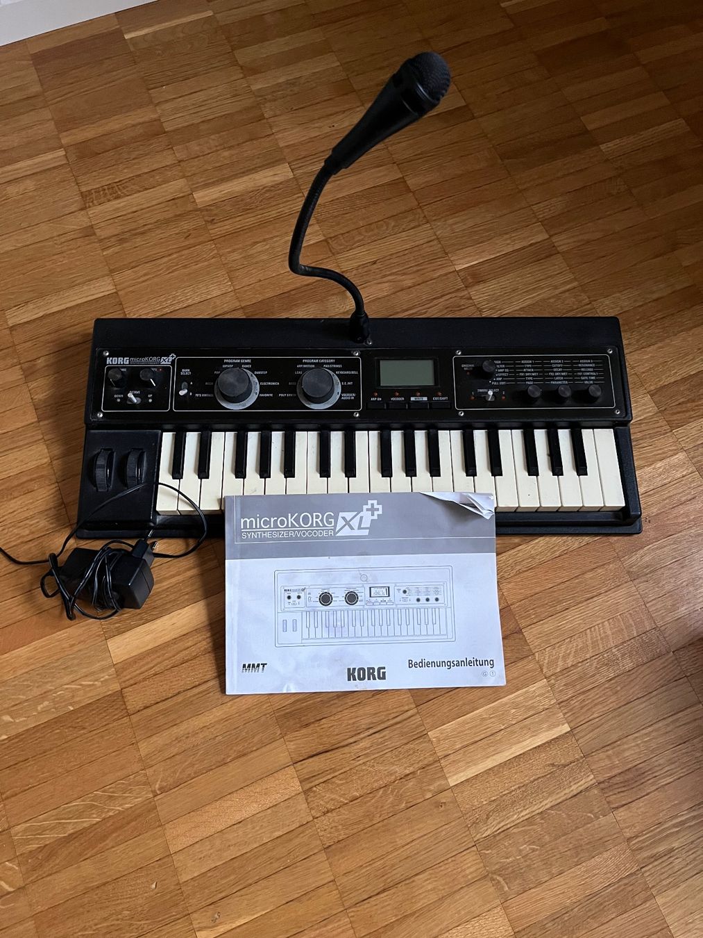 Korg Strumenti musicali: MICROKORG XL – Usato da Thônex venduto da Godverdommesich