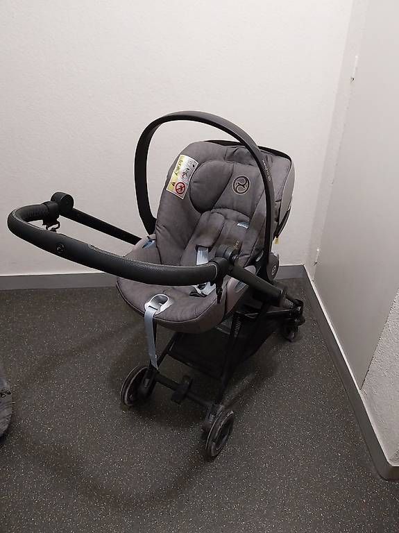 Carrozzine: Kinderwagen Cybex Kombi-Set 3 in 1 – Usato da Adliswil venduto da deb_9s5z 3