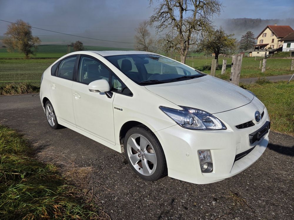 Toyota Prius Hybrid Gebrauchtnull