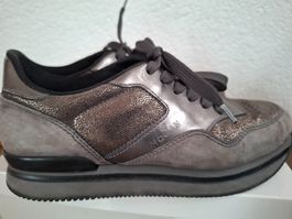 Chaussures marque HOGAN - Daim/velours gris - Taille 38