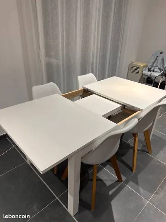 Tavoli: Table blanche extensible de chez IKEA – Usato da Genève venduto da luc_lry9 1