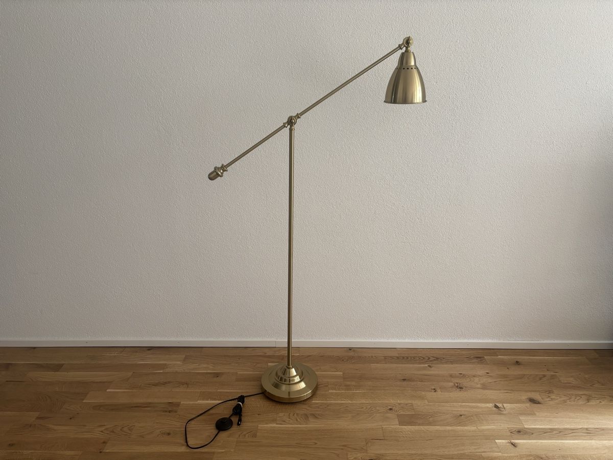 Westwing Lampes: Westwing Stehlampe in Messingoptik – D'occasion à Zug par volpo6300