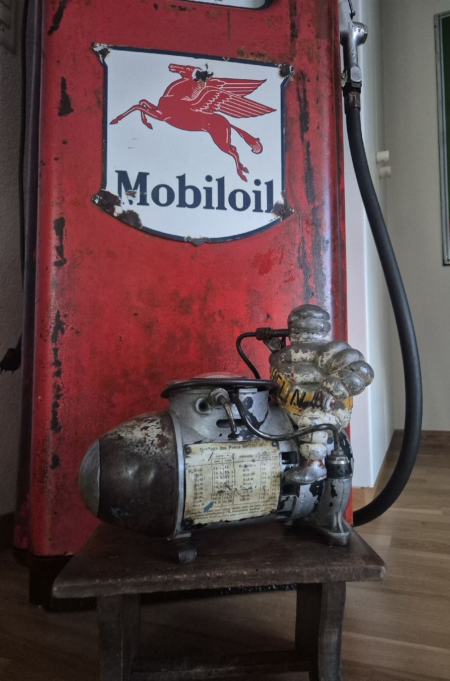 Michelin Kompressoren: Michelin Kompressor zu Oldtimer Tanksäule Öldose... – Gebraucht aus Neuenkirch von etaner62 1