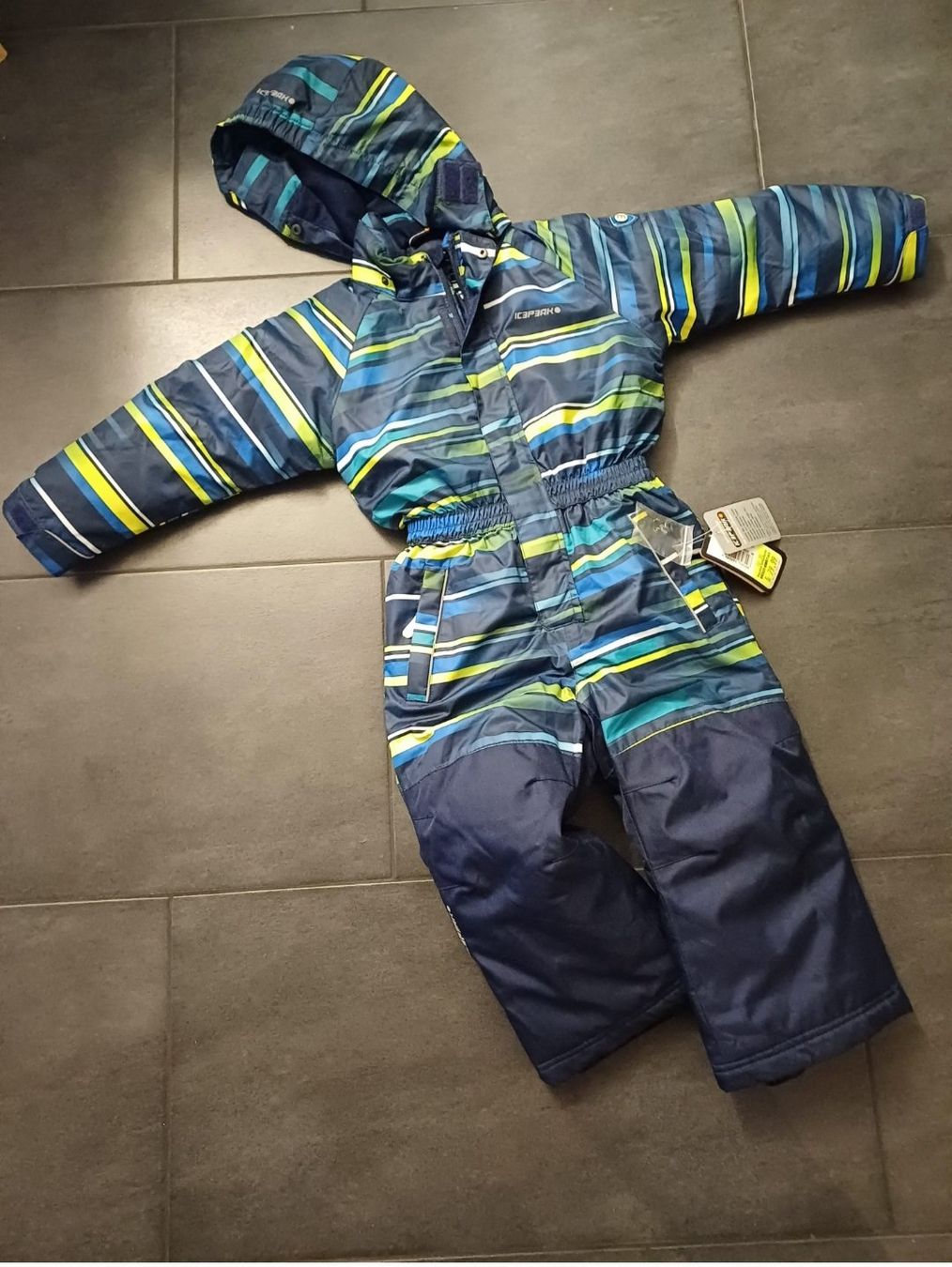 Icepeak Lotti di vestiti: Skianzug – Usato da Ruswil venduto da Jolanda7