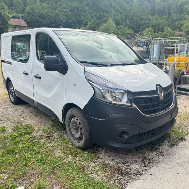 Renault Nutzfahrzeuge: Renault Trafic 3 dci120 – Gebraucht aus Courrendlin von alu_r525